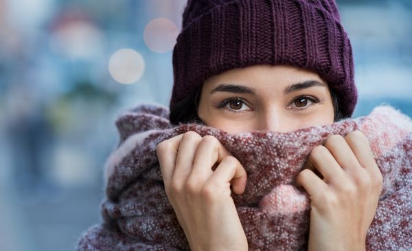 Кілька найпоширеніших міфів про холодну погоду, які заважають відчувати себе сильними і здоровими в цей період. Давайте спробуємо розвіяти декілька міфів про холодну погоду.