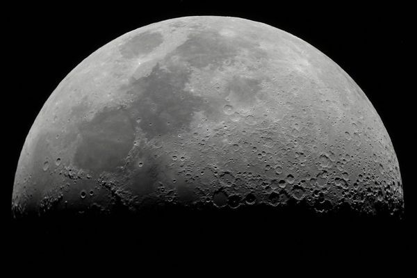 Декілька цікавих фактів про Місяць. Ритм всіх фаз Місяця і змусив наше суспільство придумати календар і орієнтуватися в часі за його допомогою.