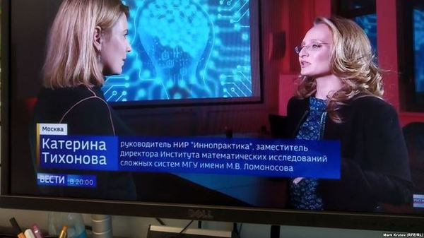 В ефірі російського ТБ вперше показали дочку Путіна. Дочка президента Росії Володимира Путіна Катерина Тихонова з'явилася в телевізійному репортажі.