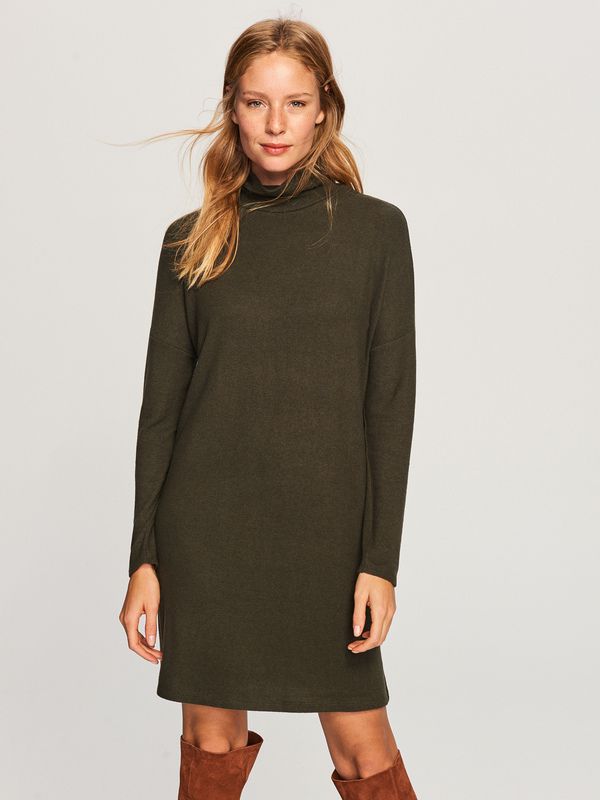 Сукня-светр на всі випадки життя: 15 найстильніших і теплих моделей. Сукня-светр – ідеальний варіант на осінь-зиму, який дозволяє не відмовлятися від улюбленої довжини і при цьому не мерзнути.