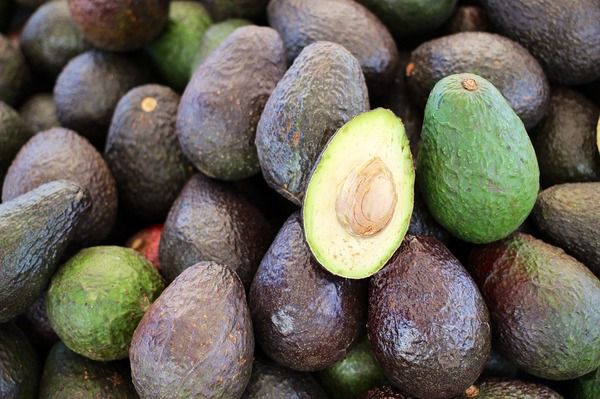 12 переваг авокадо для здоров'я, які підтверджуються науковими дослідженнями. Обов'язково додавайте його в раціон!