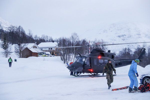 У Норвегії на гірськолижному курорті зійшла лавина, є зниклі безвісти. У рятувальників немає надій знайти когось живим.