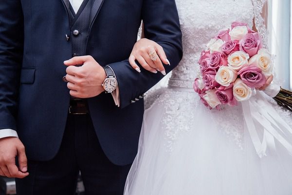 Одруження у високосний рік: прикмети, забобони, думка церкви. Саме у високосний рік чомусь вважається поганою прикметою оформлення шлюбних відносин.