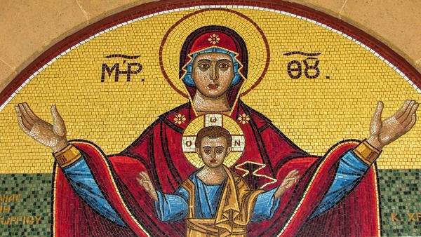 Привітання на день Собору Пресвятої Богородиці 2019 в прозі. 8 січня православні відзначають свято Собору Пресвятої Богородиці. Офіційно свято було прийнято в 681 році на Шостому всесвітньому соборі.