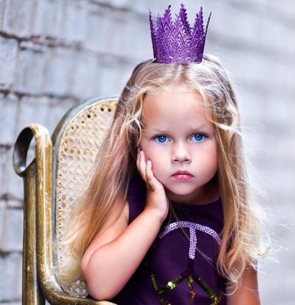 Синдром принцеси: причини появи, симптоми, лікування. Комплекс принцеси, на думку психологів, означає, що людина носить на собі корону. В основному синдромом страждають дівчата і жінки.
