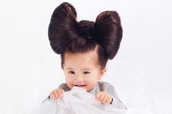 Однорічна японка підкорила мережу розкішним волоссям. Про маля навіть писали найавторитетніші модні видання.