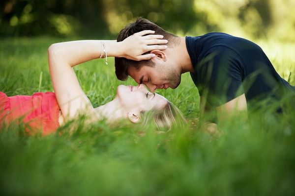 10 відмінних порад, як покращити стосунки у парі. Це займе не більше години на день, і поради дійсно працюють.