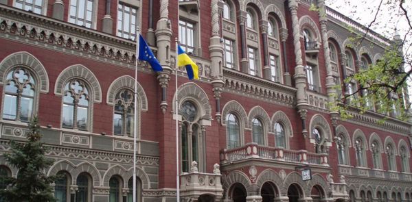 Домовлятися з кредитними боржниками банки будуть за новими правилами. Українському бізнесу уточнили правила проведення реструктуризацій за кредитами.