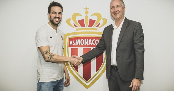 Сеск Фабрегас підписав контракт з "Монако". Іспанський півзахисник виступав за "Челсі" з літа 2014 року.