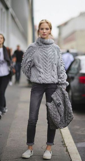 Тotal grey у зимовому гардеробі - це зовсім не нудно, а навпаки досить оригінально. 11 ідей, які допоможуть вам виглядати стильно і свіжо.