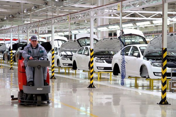 В Україні виробництво автомобілів скоротилося на 23%. Про це повідомляє асоціація Укравтопром.