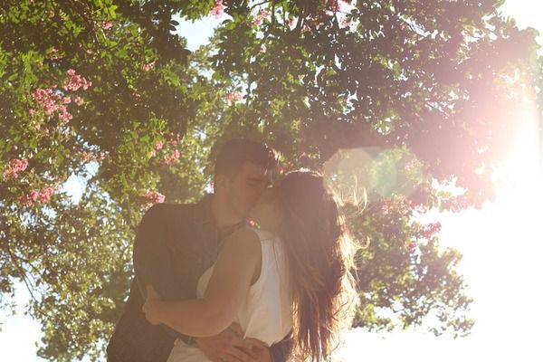 9 випадків, коли поцілунки роблять Вас сильнішими. Які ж переваги ми можемо отримати від поцілунків?