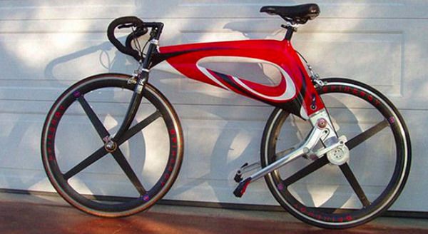 У США показали проект велосипеда з важільною передачею. На ньому велосипедист поперемінно натискає на педалі.