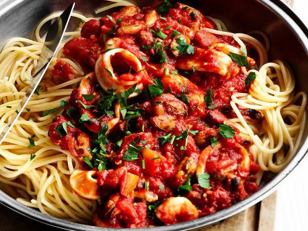 Томатна паста для спагетті: рецепт італійського соусу. Покроковий рецепт приготування томатної пасти.