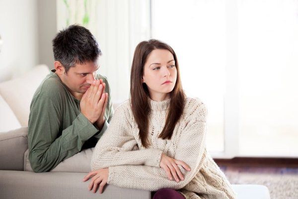 3 ознаки, що ваш партнер дійсно шкодує, що зраджував вам. Чи варто йому вірити? І як йому повірити після того, як він уже зрадив твою довіру?