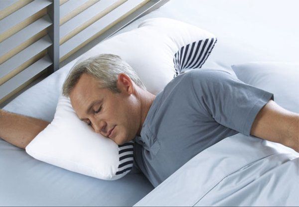 Розробники створили подушку для приглушування хропіння. В основі придушення звуків хропіння лежить звичайна система шумозаглушення.