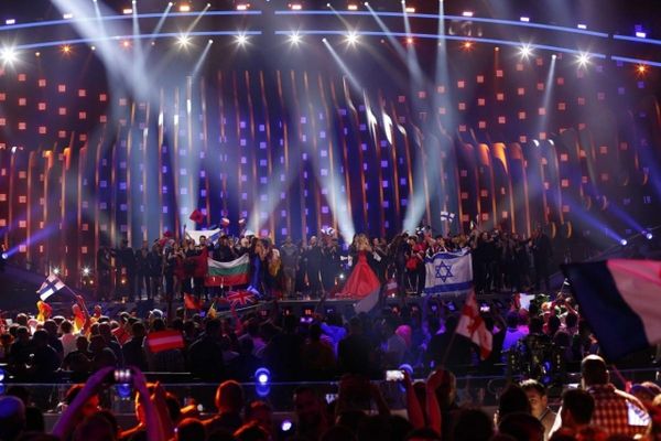 Стали відомі імена ведучих "Євробачення — 2019". Музичний конкурс будуть вести дві дівчини і два чоловіка.