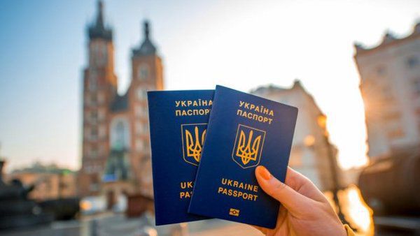 З 15 лютого набуде чинності безвіз між Україною та Уругваєм. Вже з 15 лютого 2019 громадяни обох країн зможуть подорожувати в гості один до одного безвіз.