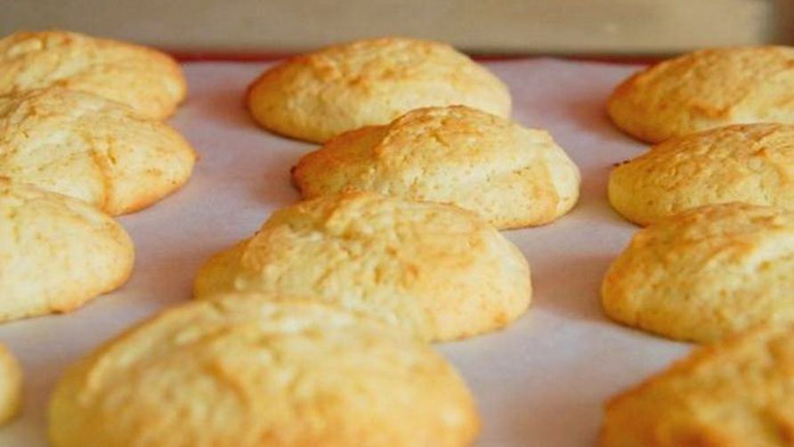 Сирне печиво за бабусиним рецептом. Смачне домашнє печиво, яке нагадує безтурботне дитинство.