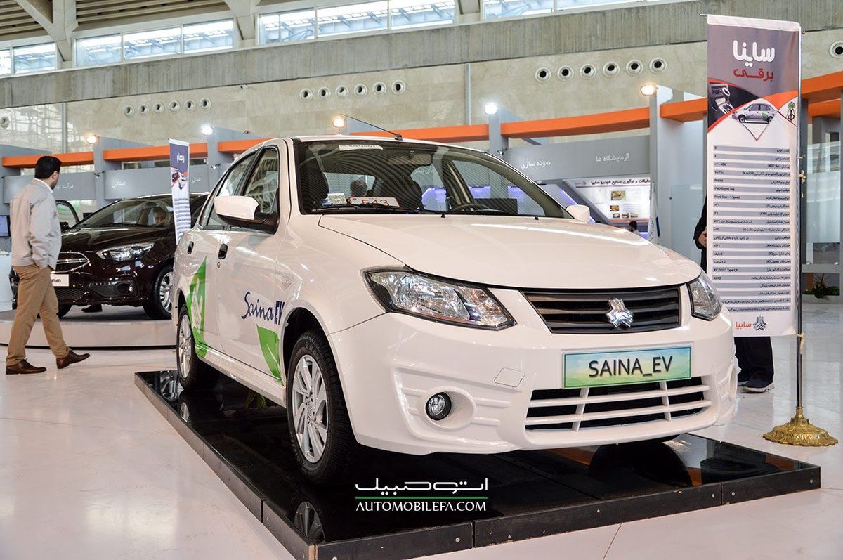 В Ірані розробили перший електромобіль SAIPA Saina EV. Максимальна швидкість електроседана складає 130 км/год, запас ходу на одній зарядці — 200 км.