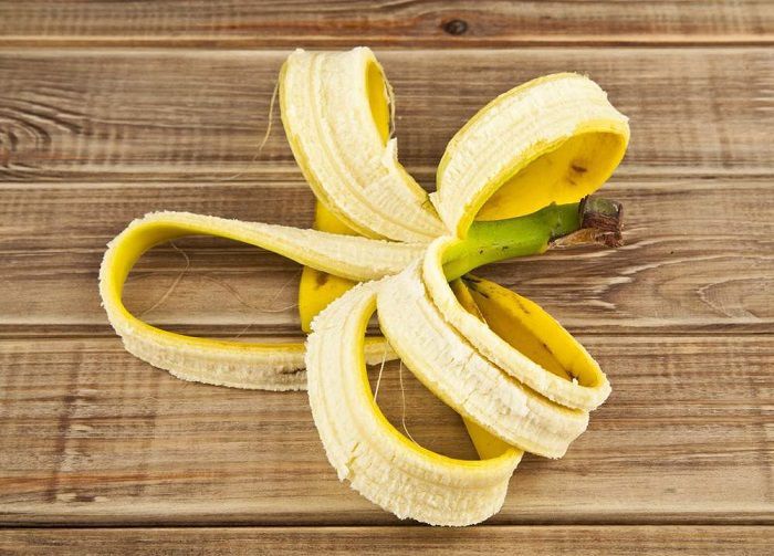 Удобрення з бананової шкірки: рецепти підживлень для кімнатних рослин. Використання натуральних підживлень безпечний і економічний спосіб підтримувати кімнатні квіти та городні рослини.