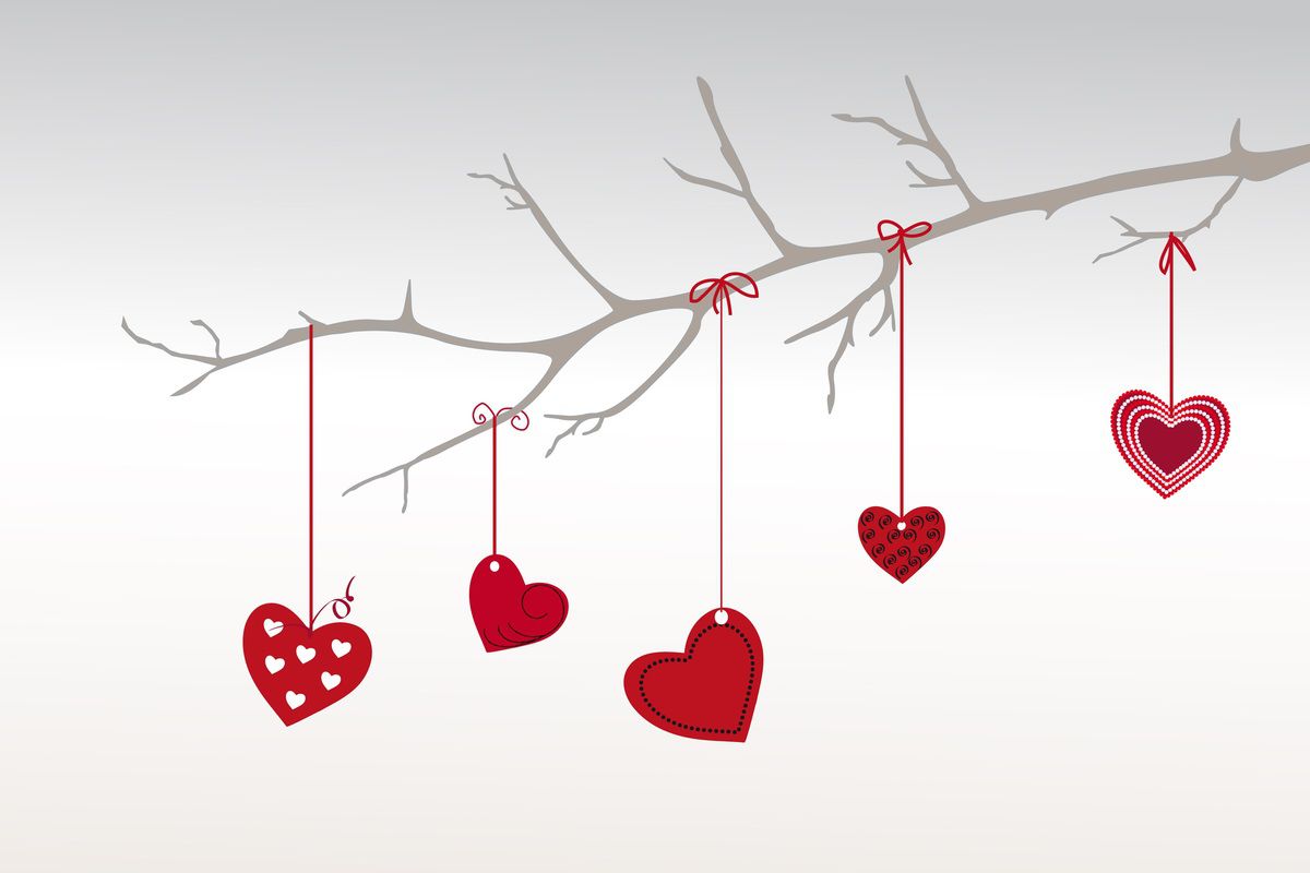 Шукаємо судженого: цікаві і прості ворожіння на День святого Валентина