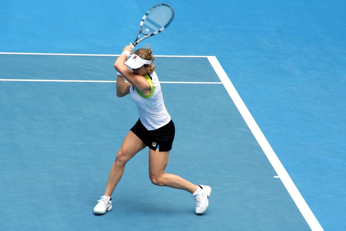 Українка Еліна Світоліна обіграла Остапенко на турнірі в Досі. Перша ракетка України вийшла до чвертьфіналу турніру в Катарі.