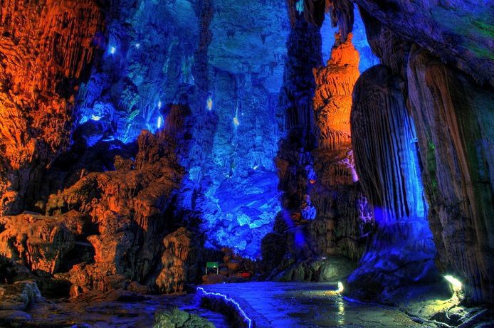 Диво у підземеллі: печери, які перехоплюють дух. Визначні пам'ятки нашої планети настільки дивовижні, що вчені ламають голову: як предкам вдалося створити таку красу.