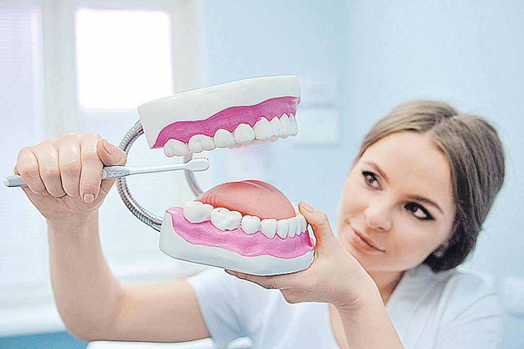 Топ продуктів, які негативно впливають на здоров'я зубів та колір емалі. Бережіть свої зуби та білосніжну посмішку!