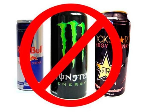 В Раді внесли законопроект про заборону вживання "енергетиків" неповнолітніми. У Верховній Раді пропонують заборонити вживання енергетичних напоїв неповнолітніми.