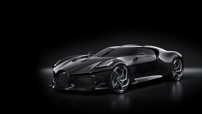 Bugatti показав найдорожче авто у світі. Незважаючи на супервисоку ціну - 11 млн євро - єдина в своєму роді модель відразу ж знайшла свого покупця.
