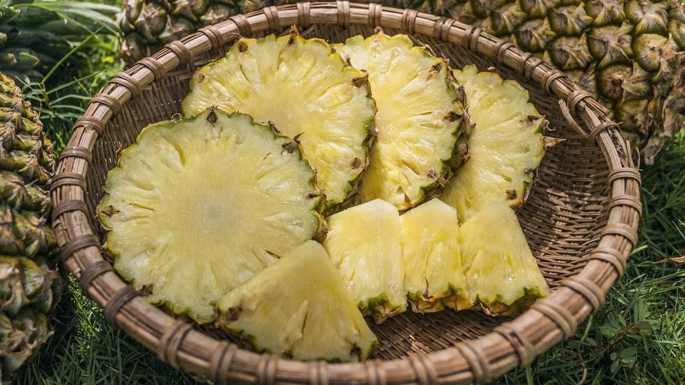 Як самостійно виростити ананас. Вирощування корисного і смачного фрукта може перетворитися в захоплюючий процес.