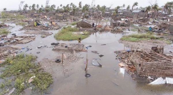 У Мозамбіку повінь зруйнувала один з найбільших портів. Цієї миті офіційне число загиблих в результаті циклону в Мозамбіку становить 166 осіб.