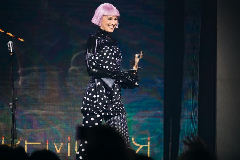 MARUV стала абсолютною переможницею Yuna 2019. Переможниця Національного відбору Євробачення 2019 Maruv стала тріумфатором церемонії нагородження премії Yuna 2019, отримавши відразу 4 статуетки.