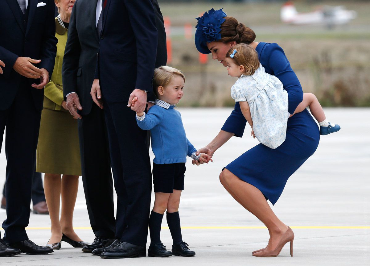 Кейт Міддлтон зізналася, що думає про поповнення в родині. Британські експерти переконані, що принц Вільям і його чарівна дружина оголосять про четверту дитину до кінця 2019 року.