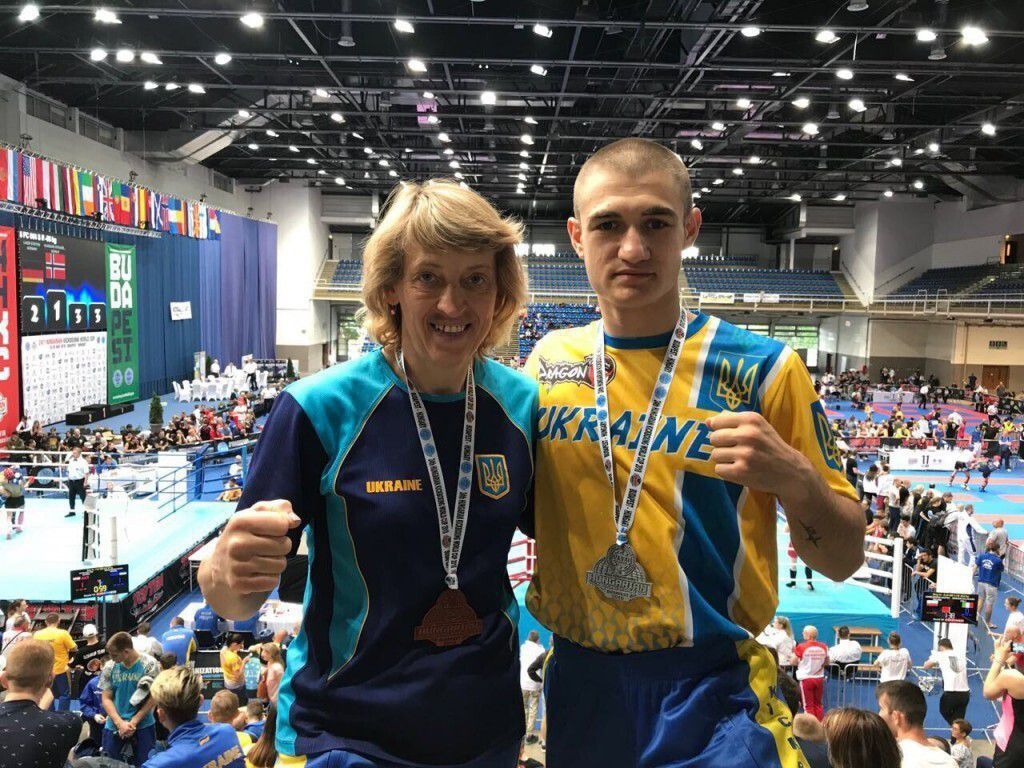 Чемпіон Кубку Європи і Кубку світу Олександр Власенко загинув у ДТП. 18-річний юнак отримав у результаті аварії травми, несумісні з життям.