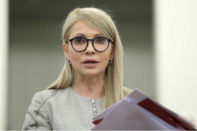 Тимошенко засудила "шоу", влаштоване Порошенком і Зеленським. Політик вже розпочала підготовку до парламентських виборів.