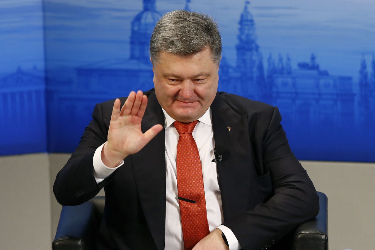 Порошенко назвав себе російськомовним та звернувся до жителів сходу України з новою передвиборчою обіцянкою. Ніхто не буде зазіхати на ваше право говорити російською мовою.