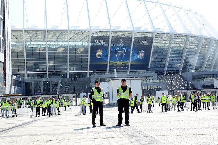 Дебати на НСК "Олімпійський": в поліції розповіли, кого не пустять на стадіон. Потенційне число глядачів поки не озвучується.
