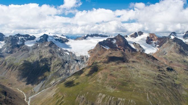 До 2050 року половина льодовиків в Альпах можуть розтанути. Таке майбутнє їх чекає за будь-якого сценарію глобальних кліматичних змін.