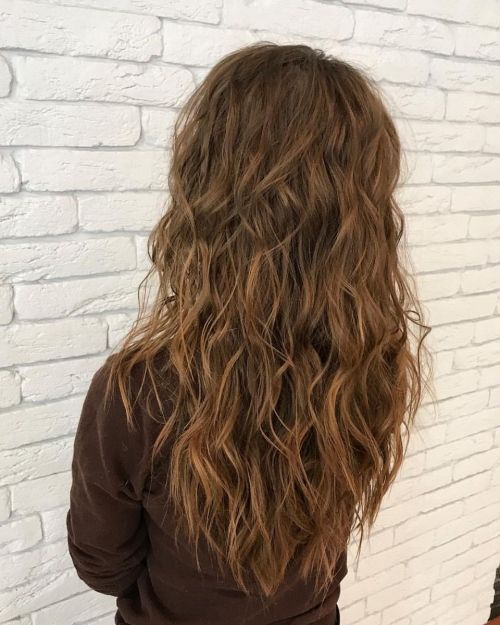 Зачіски на випускний 2019: найкращі ідеї для вашого волосся. Цікаві варіанти для різної довжини волосся.