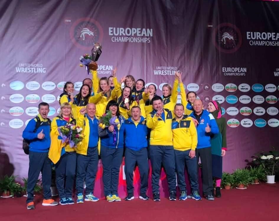 Жіноча збірна України з боротьби стала найкращою на чемпіонаті Європи. Українки завоювали чотири золотих і дві срібних медалі на чемпіонаті Європи з боротьби.