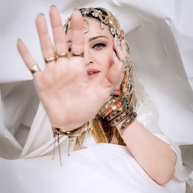 Мадонна порадує шанувальників новим альбомом. Співачка розкрила подробиці нової платівки.