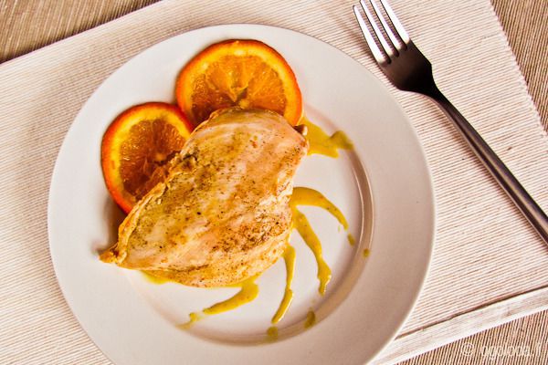 Апетитна і неймовірно ніжна куряча грудка в апельсиновому соусі