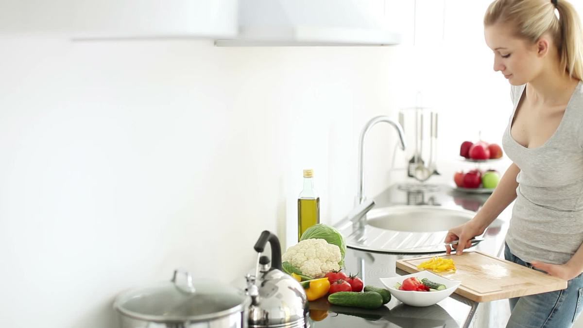 Найбільш поширені помилки на кухні, які небезпечні для здоров'я. Помилки на кухні, які не можна допускати.