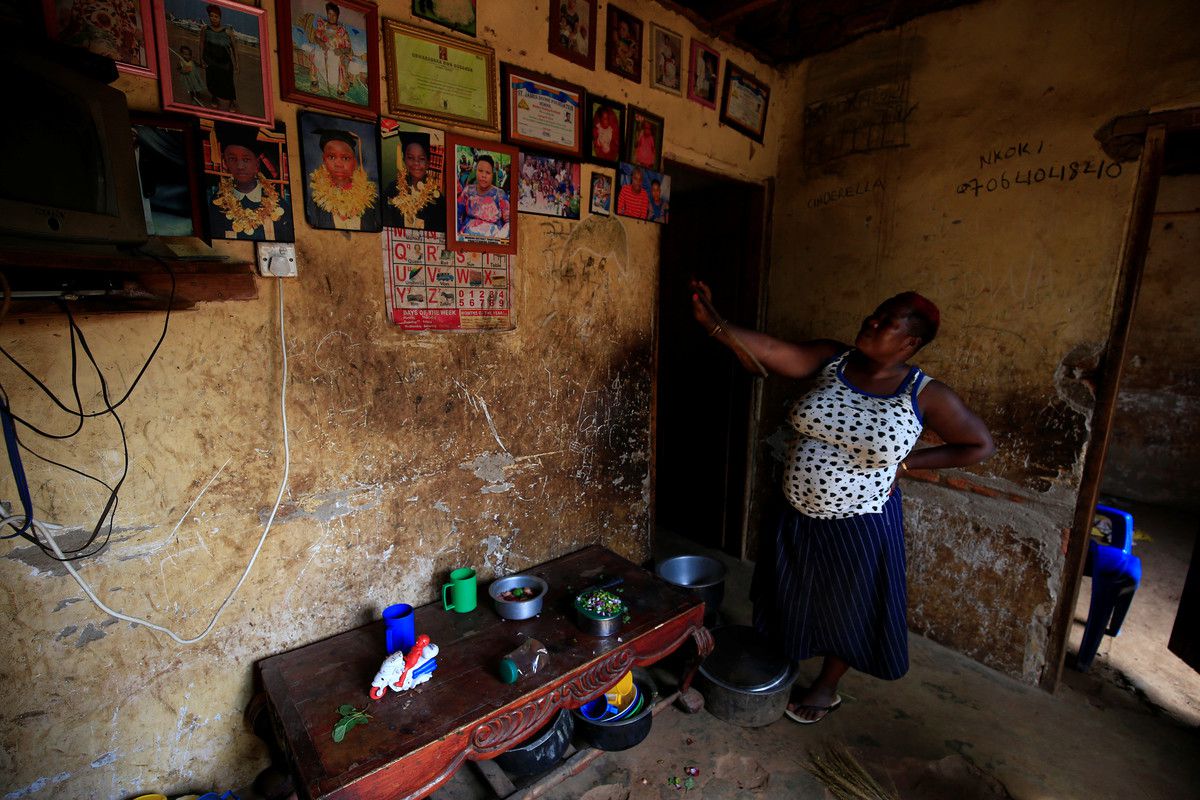 Найбільш багатодітна мати на Землі народила 44 дітей. Знайдена найбільша багатодітна мати на Землі — це 39-річна Маріам Набатанзі з Уганди, яка народила 44 дітей.