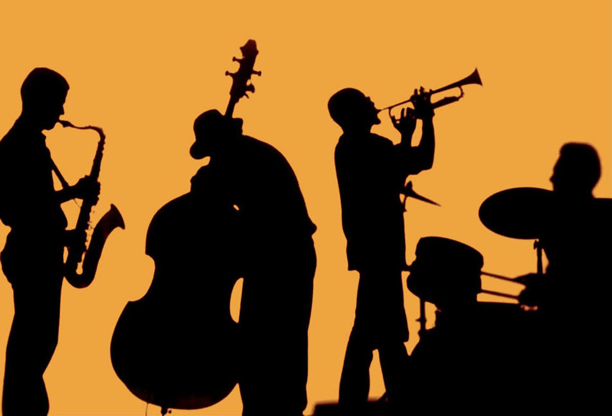 Міжнародний день джазу святкують 30 квітня. Джаз виник наприкінці 19 — початку 20 століття в США як синтез африканської та європейської культур і донині залишається унікальною формою музичного мистецтва.