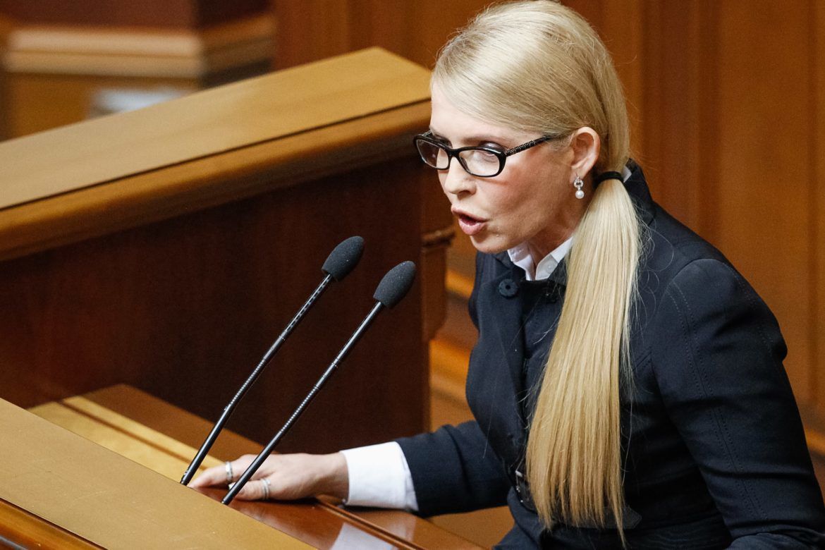 Тимошенко зажадала відставки міністра Реви за слова про жителів Донбасу. Уряд продовжує розколювати країну, ділити людей на сорти.