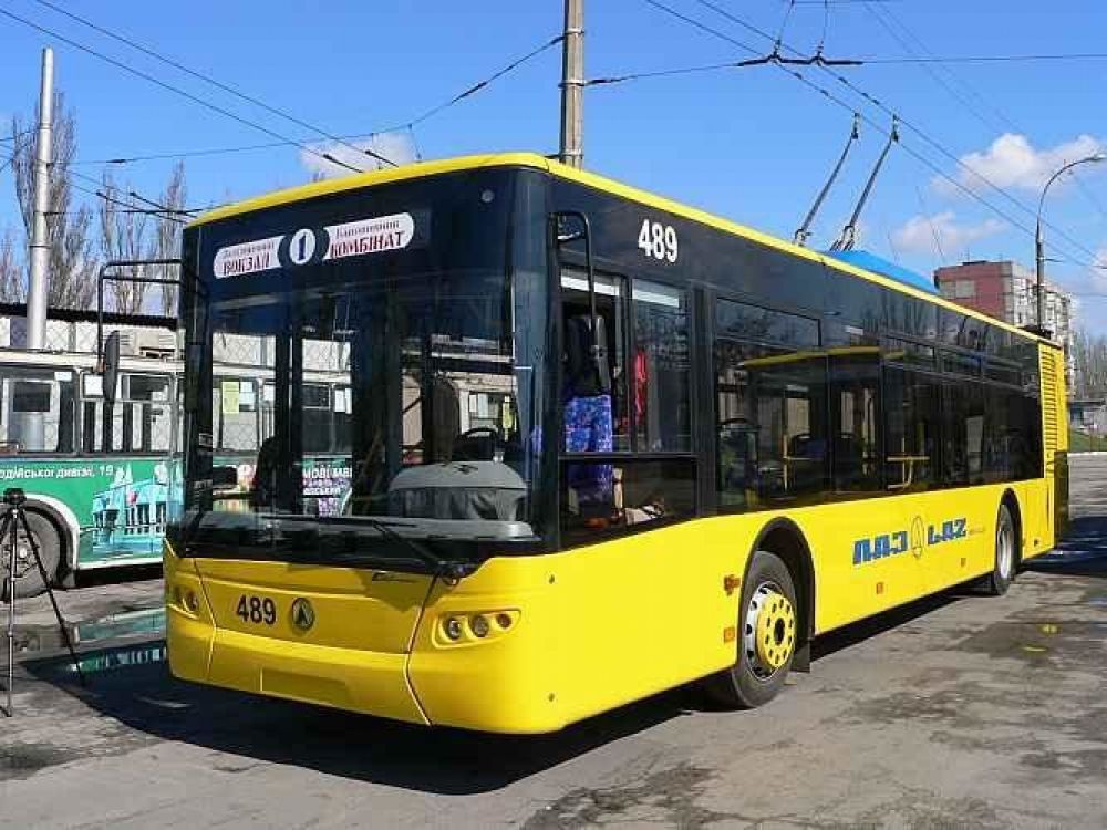 Херсонські чиновники погодили кредит на купівлю 50 нових тролейбусів. У Херсоні тролейбусів куплять на 10 мільйонів євро.