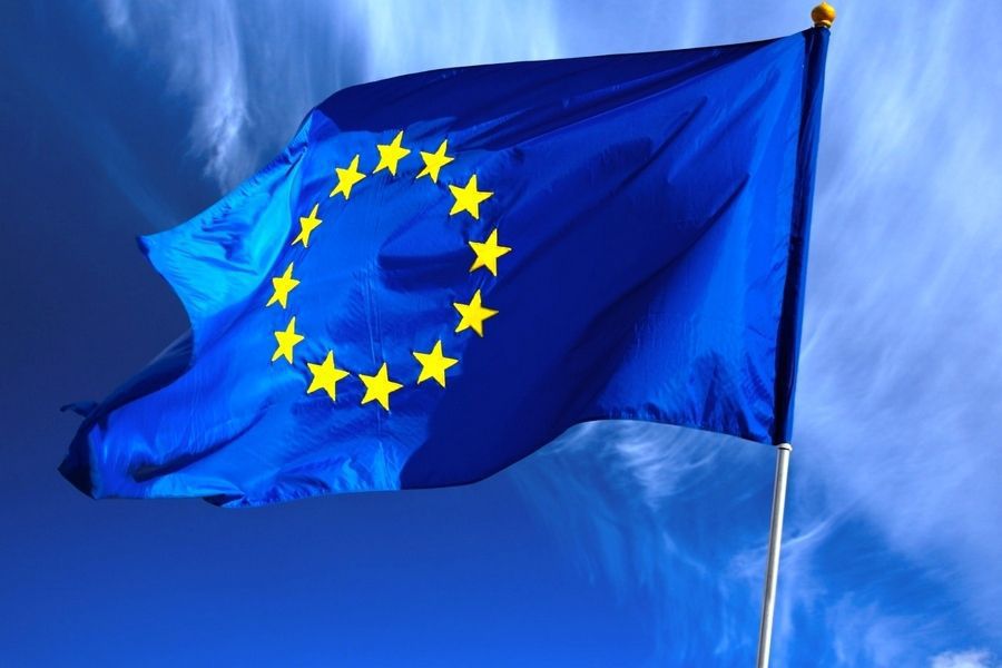 День Європи в Європейському союзі відзначають 9 травня. День Європи заснований з метою більш тісного залучення громадян європейських країн в процес інтеграції.